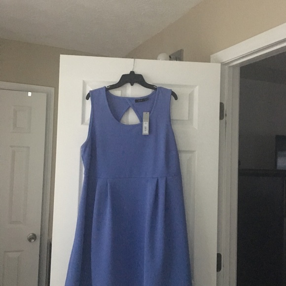 Plus size woman dress - Picture 3 of 4